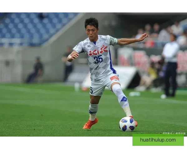 札幌冈萨多后卫内田瑞己右脚踝手术完成恢复情况关注 札幌冈萨多后卫内田瑞己右脚踝手术完成恢复情况关注